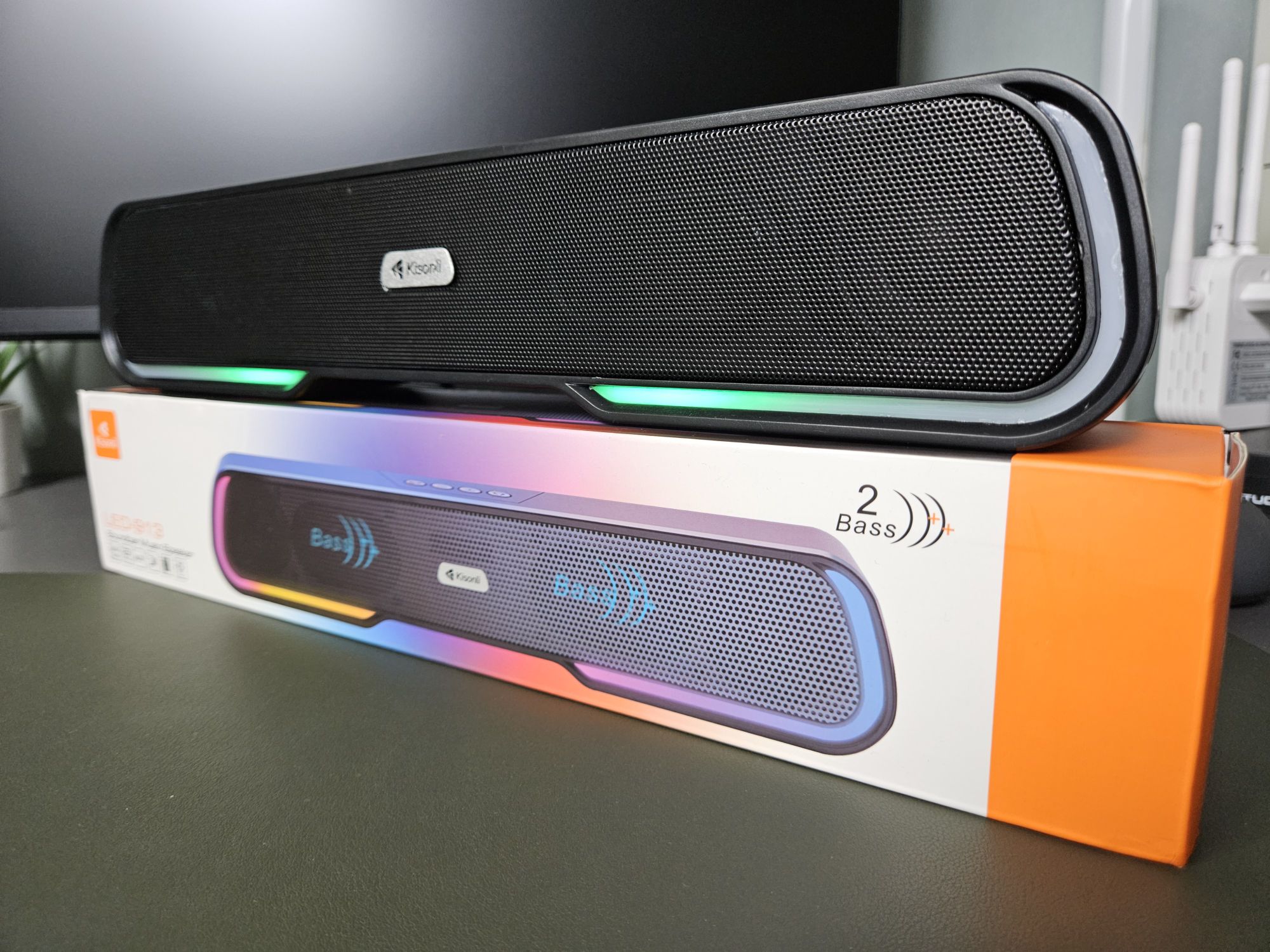 Kisonli Soundbar Musik Speaker Bluetooth Portable RGB LED-913 - YStekno